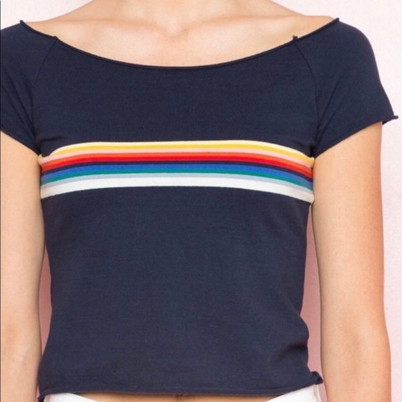 brandy melville top!!!! - Picture 1 of 3
